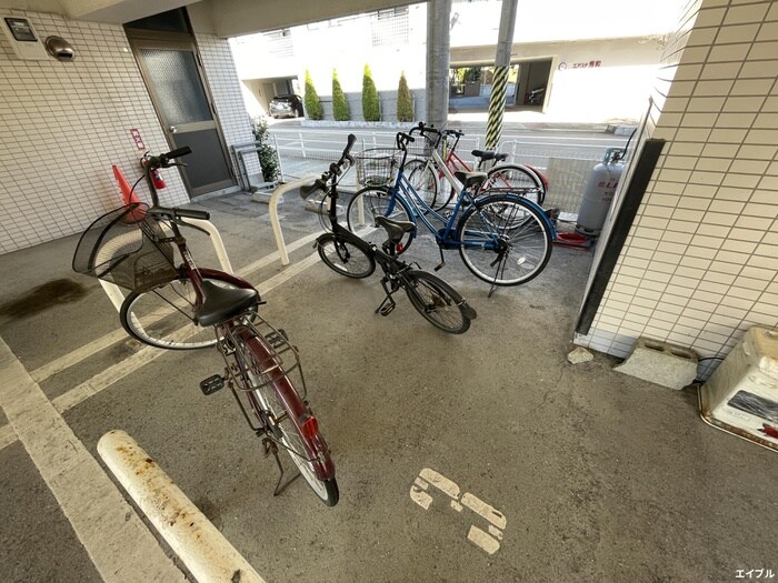 ジュネス二日市の物件外観写真