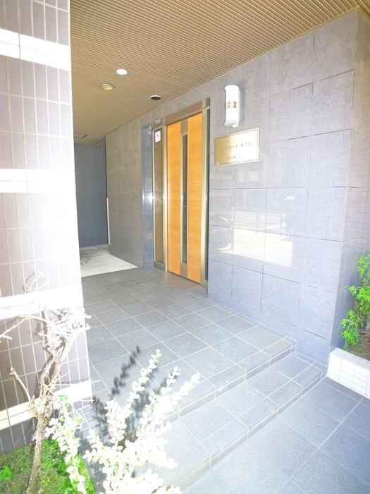 レーブコート西千石の物件外観写真