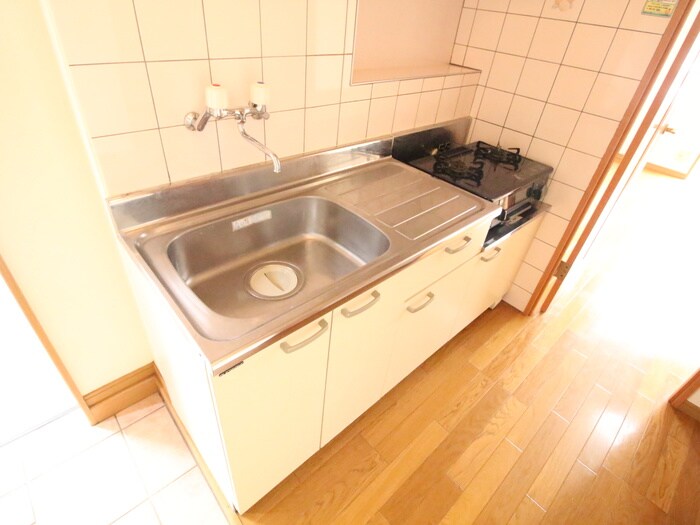 シャトレーヌ諸岡の物件内観写真