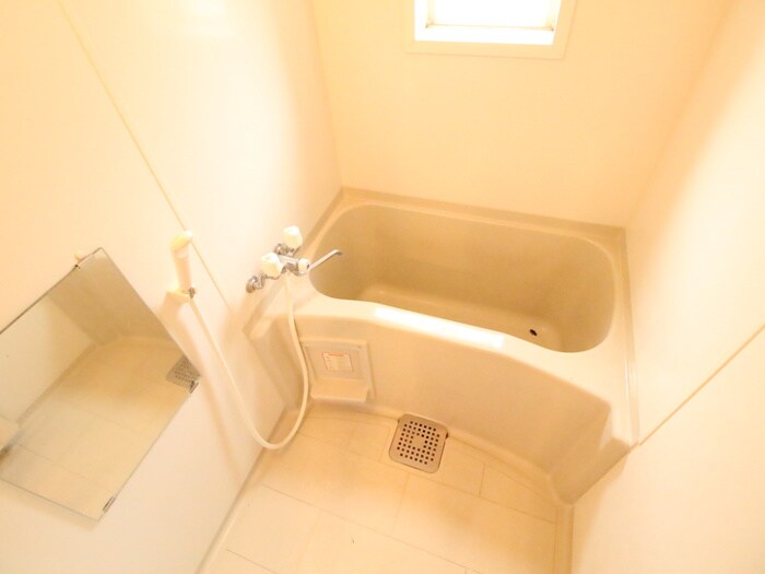 シャトレーヌ諸岡の物件内観写真