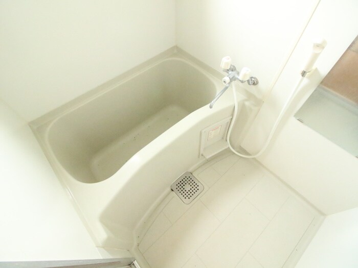 シャトレーヌ諸岡の物件内観写真