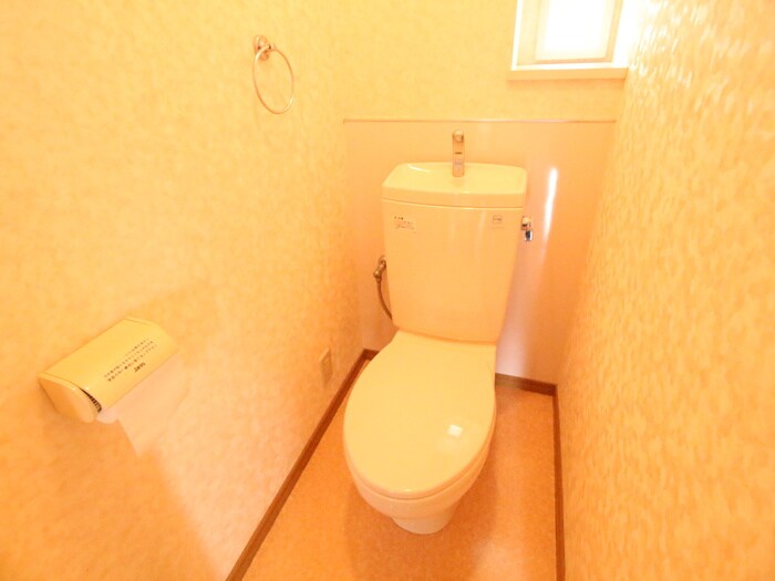 シャトレーヌ諸岡の物件内観写真