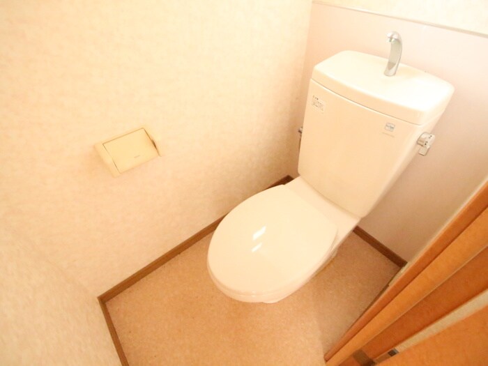 シャトレーヌ諸岡の物件内観写真