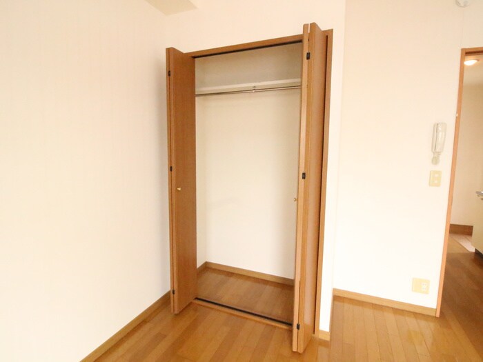 シャトレーヌ諸岡の物件内観写真