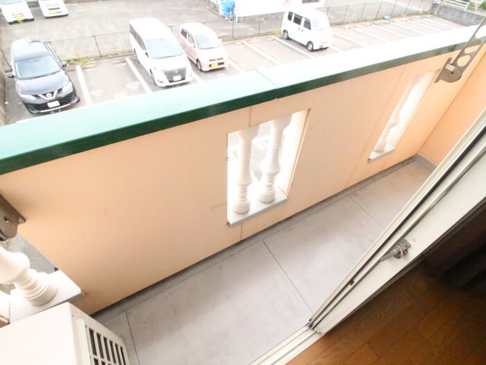 シャトレーヌ諸岡の物件内観写真