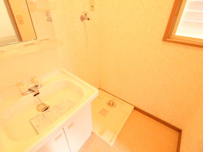 シャトレーヌ諸岡の物件内観写真