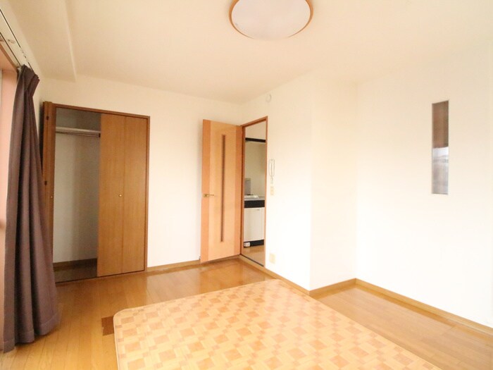 シャトレーヌ諸岡の物件内観写真