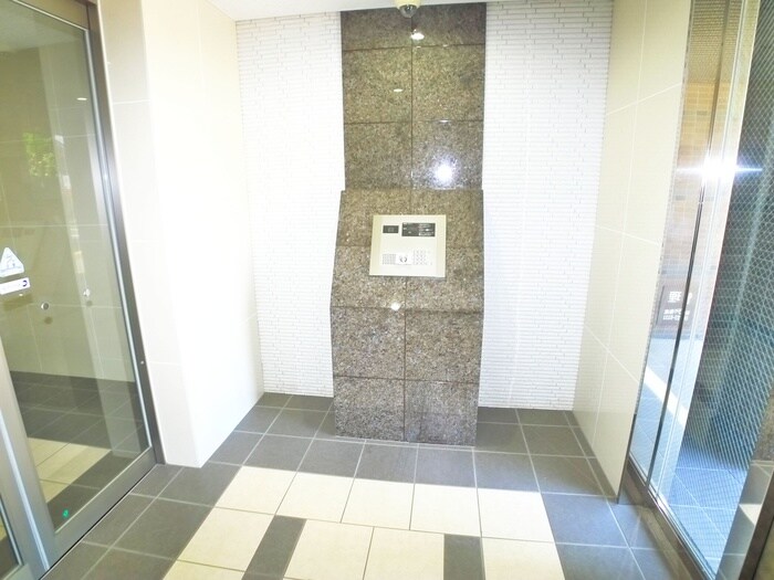 オーベル中郡の物件外観写真