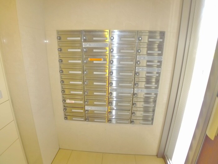 プランタン鴨池の物件外観写真