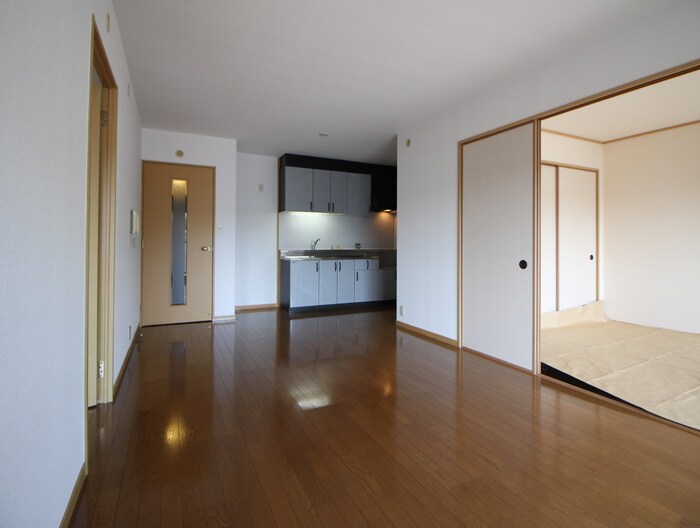 レグルス空港南の物件内観写真