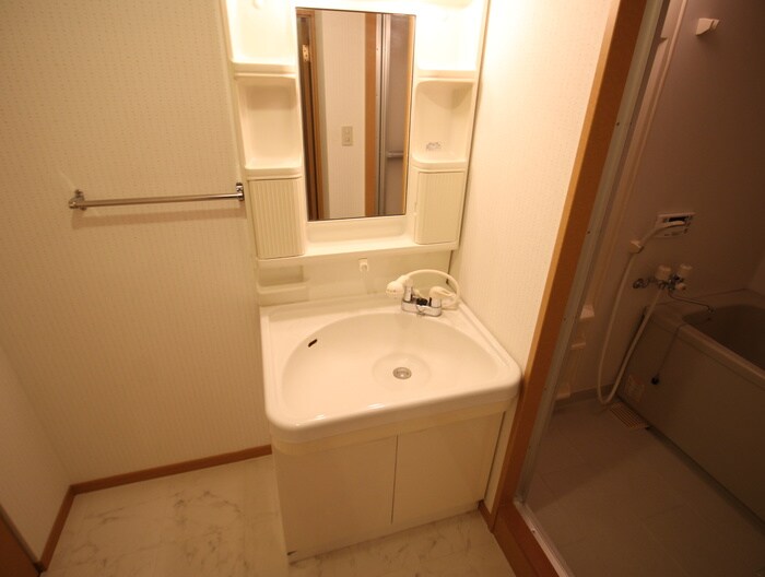 レグルス空港南の物件内観写真