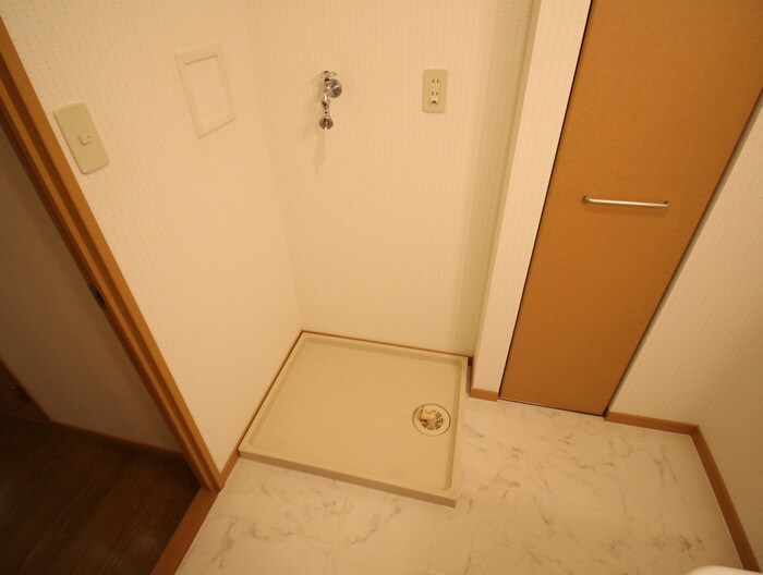 レグルス空港南の物件内観写真