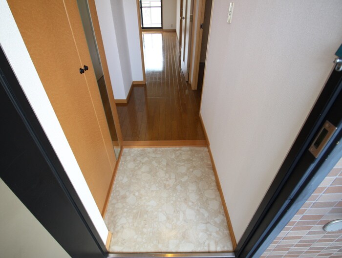 レグルス空港南の物件内観写真