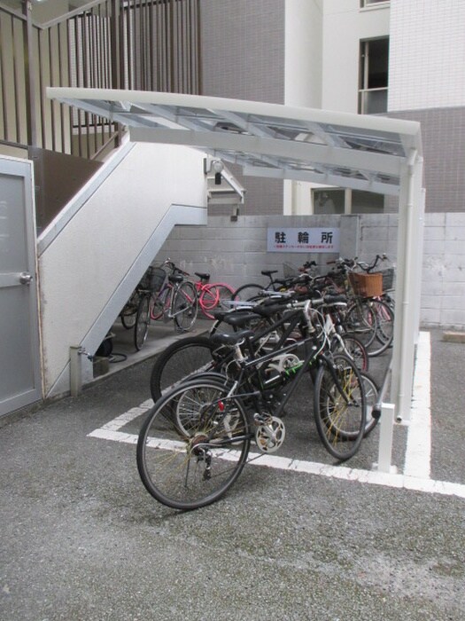 ルブラン薬院の物件外観写真