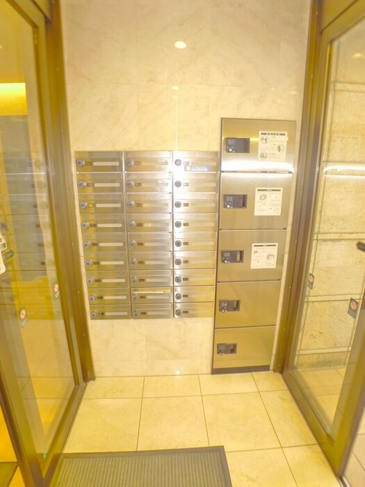 エルシオン平之町の物件外観写真