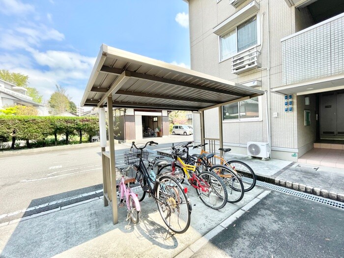 Elvita高峯の物件外観写真