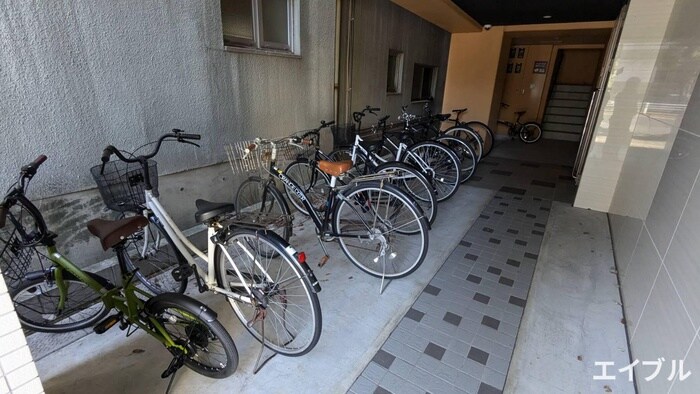 IRISSPIRA BRIGHT A sの物件外観写真