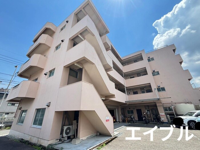 松山ビルの物件外観写真