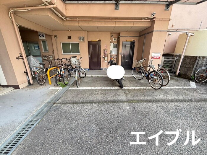 松山ビルの物件外観写真