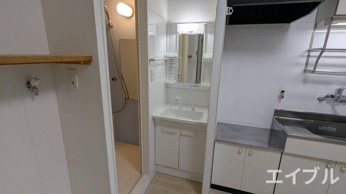 松山ビルの物件内観写真