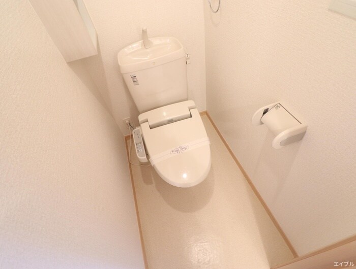 ノイ・ヴァルトB棟の物件内観写真