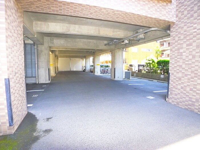 コスモ郡元の物件外観写真