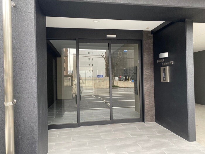 ＳＱＵＡＲＥ箱崎の物件外観写真
