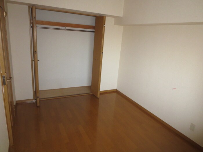 ガーデンパレス八尋の物件内観写真