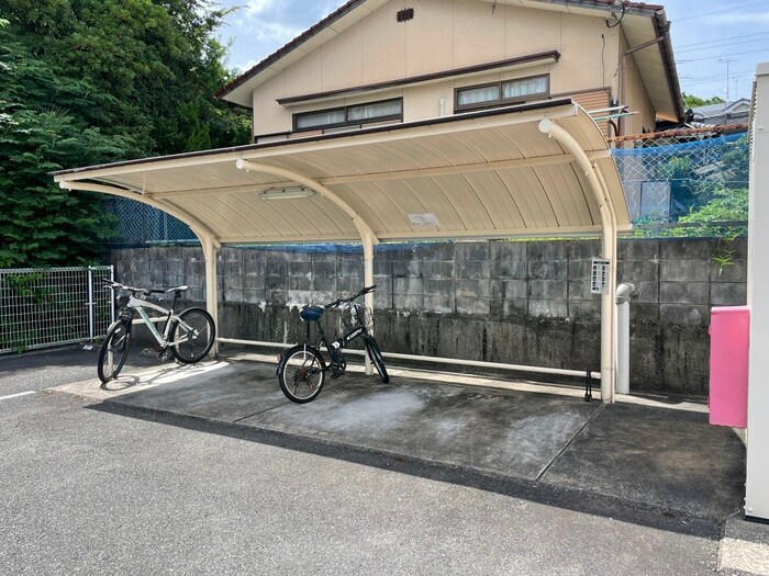 パ－クサイドイン桃山の物件外観写真