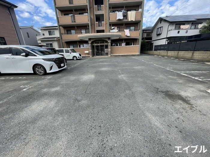 ルミエ－ル合川の物件外観写真