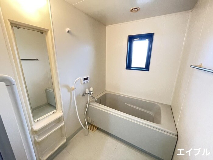 ルミエ－ル合川の物件内観写真