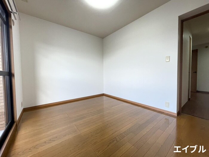 ルミエ－ル合川の物件内観写真