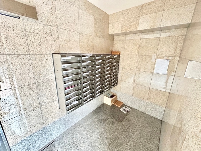 サングレース徳力の物件外観写真