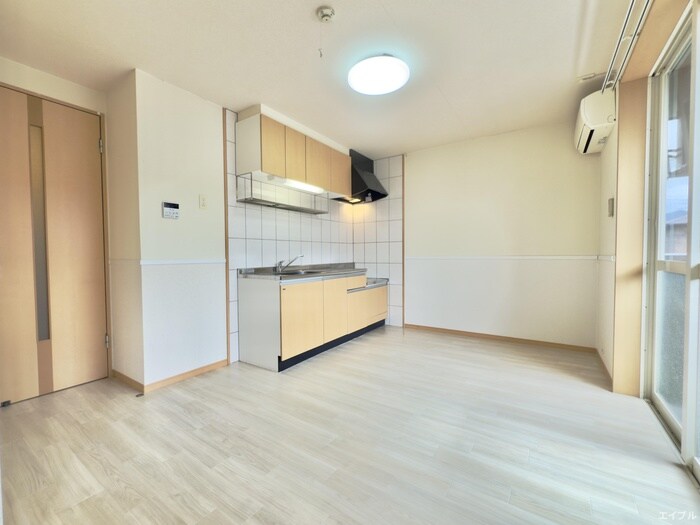 ヴィラージュ新木屋瀬の物件内観写真