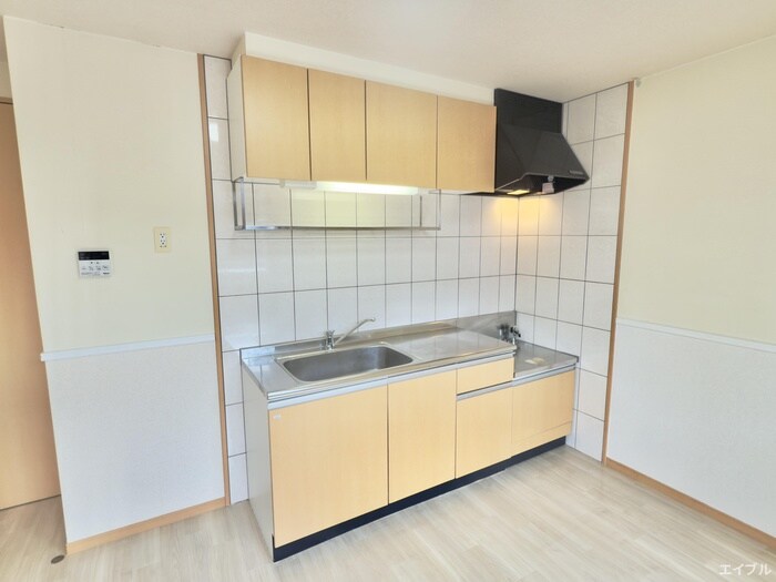 ヴィラージュ新木屋瀬の物件内観写真