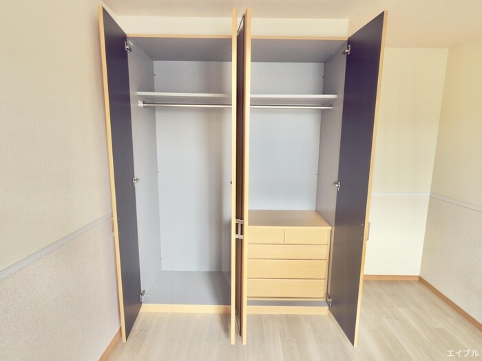 ヴィラージュ新木屋瀬の物件内観写真