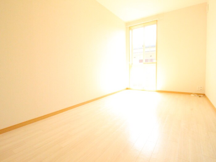 ヴィラージュ新木屋瀬の物件内観写真