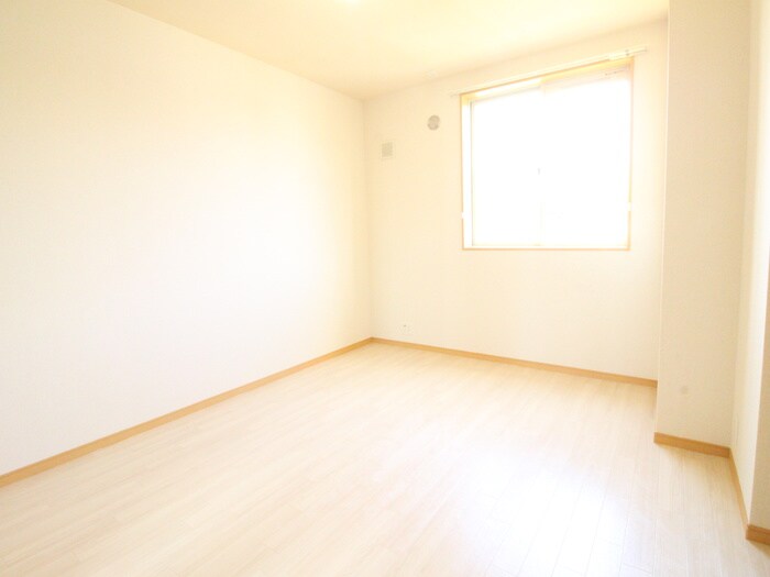 ヴィラージュ新木屋瀬の物件内観写真