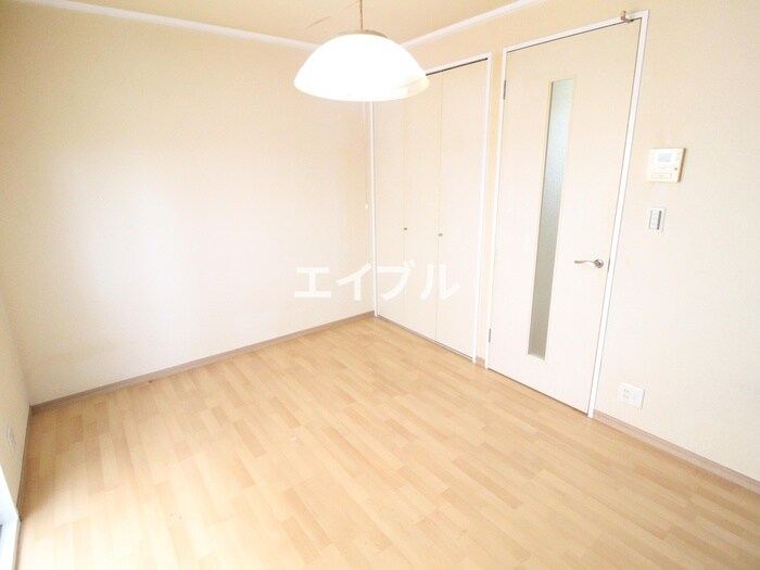レピュートジュンの物件内観写真