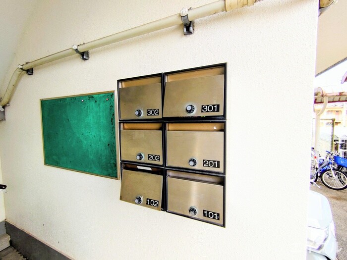 サンヒルズ春日の物件外観写真