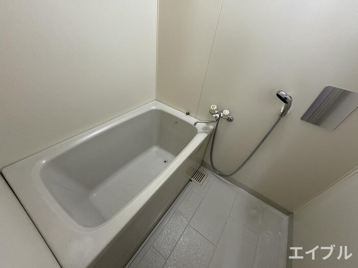 サンヒルズ春日の物件内観写真