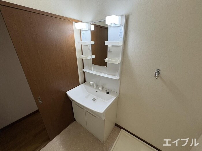 サンヒルズ春日の物件内観写真