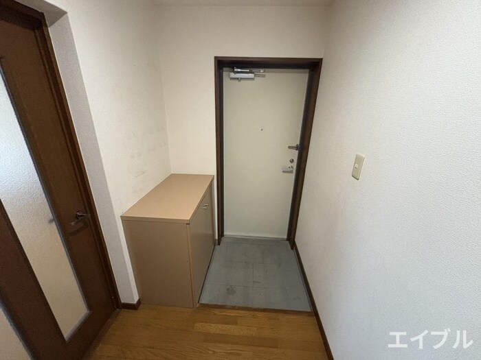 サンヒルズ春日の物件内観写真