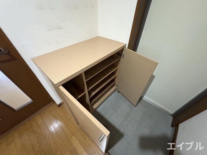 サンヒルズ春日の物件内観写真