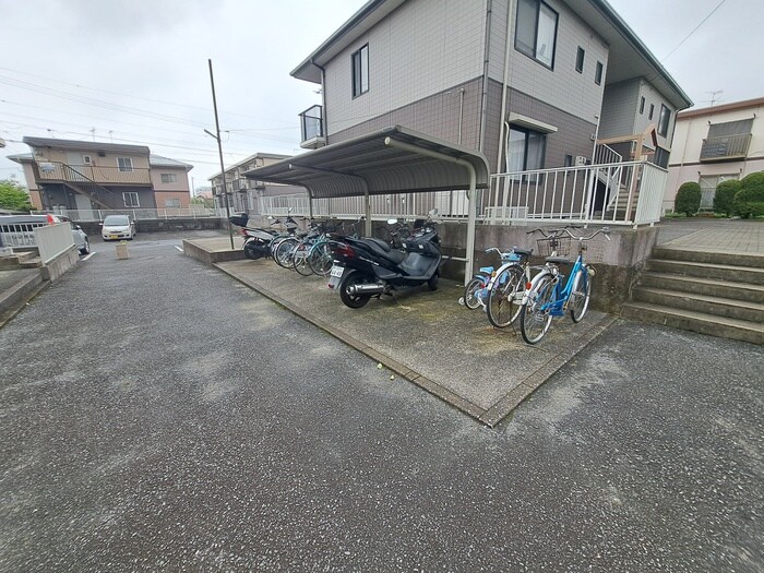 ディアス本城 B棟の物件外観写真