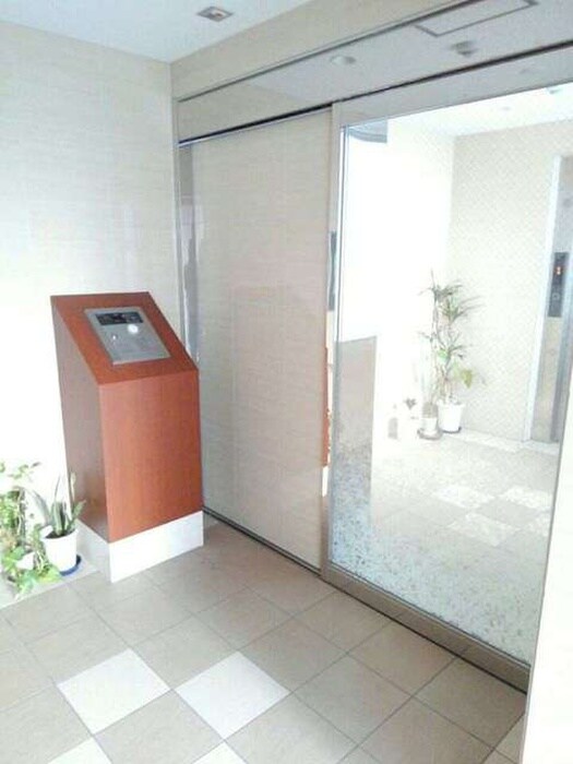 パ－ク鴨池の物件外観写真