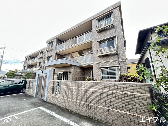 サングリーン　B棟の物件外観写真