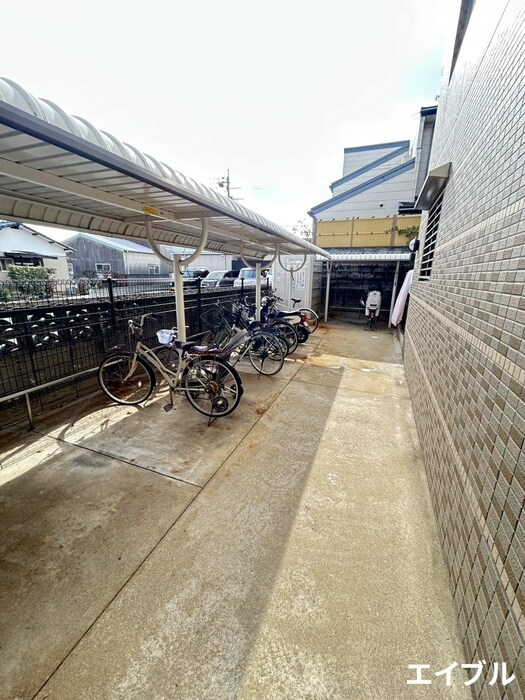 サングリーン　B棟の物件外観写真