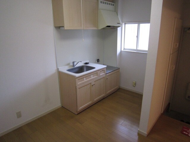 ニーヴェ古賀の物件内観写真