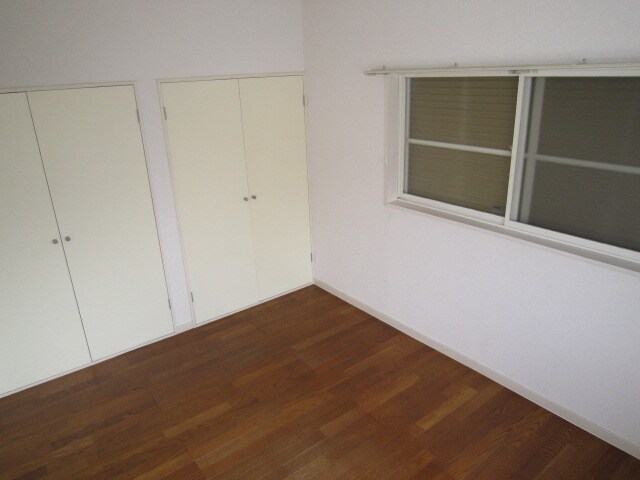 ニーヴェ古賀の物件内観写真